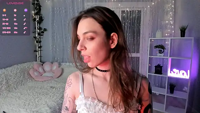 AraCopple online show from 12/16/24, 01:42