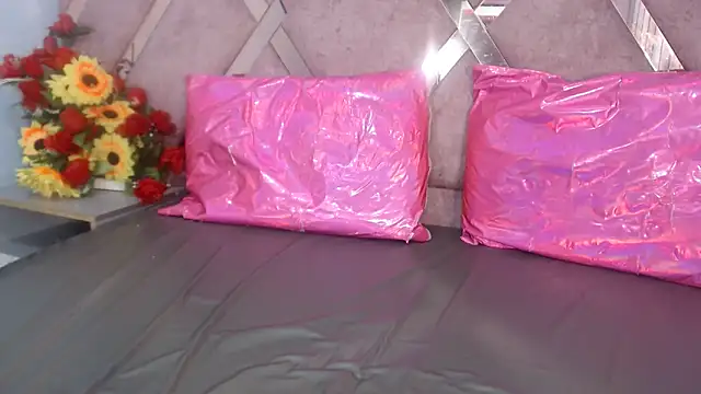 Lucy White   online show from 01/16/25, 08:57