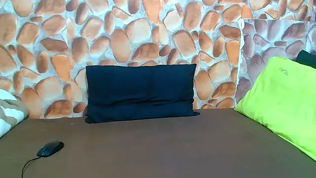 AfricanBigAssxx98 online show from 10/04/25, 10:19