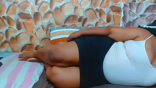 AfricanBigAssxx98 online show from 12/05/25, 09:40