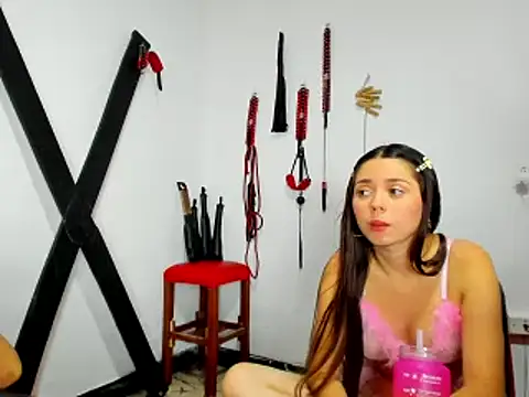 Snapshot of Hana_and_Zeta chatting on 02/26/25, 06:43 Hana and Zeta online show from 02/26/25, 06:43