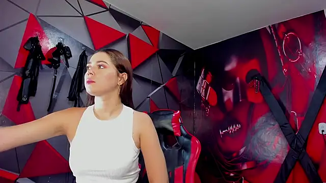 Snapshot of Hana_and_Zeta chatting on 09/10/25, 12:05 Hana and Zeta online show from 09/10/25, 12:05