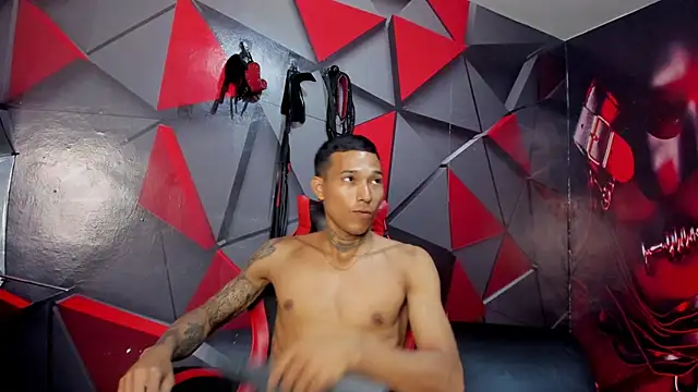 Snapshot of Hana_and_Zeta chatting on 09/24/25, 12:08 Hana and Zeta online show from 09/24/25, 12:08