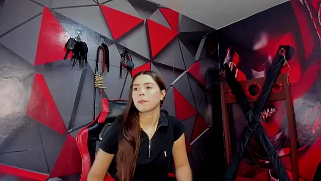 Snapshot of Hana_and_Zeta chatting on 09/30/25, 12:10 Hana and Zeta online show from 09/30/25, 12:10