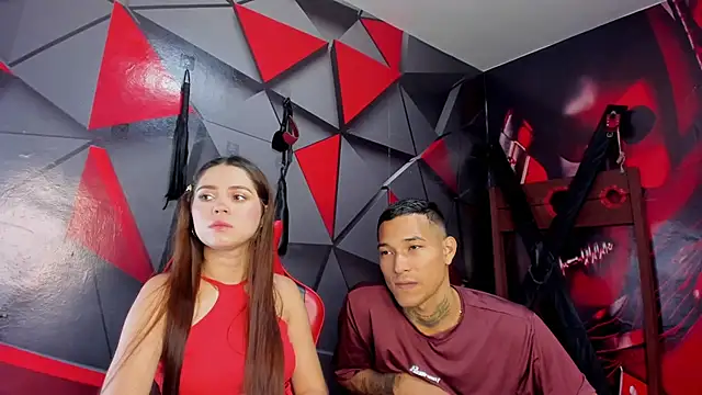 Snapshot of Hana_and_Zeta chatting on 10/11/25, 12:26 Hana and Zeta online show from 10/11/25, 12:26