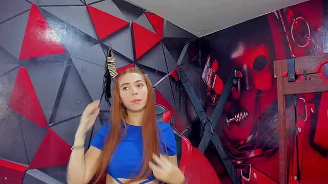 Snapshot of Hana_and_Zeta chatting on 11/16/25, 12:11 Hana and Zeta online show from 11/16/25, 12:11