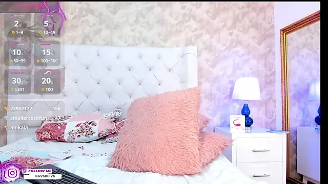 Snapshot of Eliza_Thaylor__ chatting on 01/04/25, 08:37 Eliza Thaylor online show from 01/04/25, 08:37