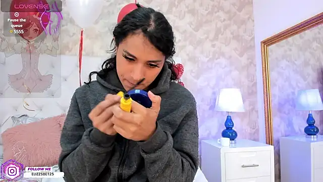 Snapshot of Eliza_Thaylor__ chatting on 02/23/25, 11:44 Eliza Thaylor online show from 02/23/25, 11:44