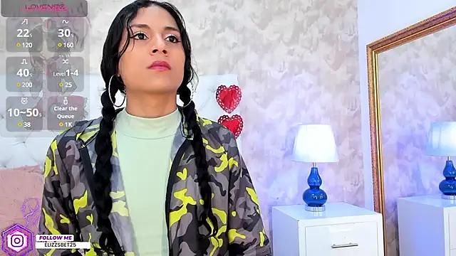 Snapshot of Eliza_Thaylor__ chatting on 03/19/25, 11:28 Eliza Thaylor online show from 03/19/25, 11:28