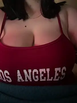 Snapshot of Noelia4251 chatting on 01/13/25, 06:59 Noelia4251 online show from 01/13/25, 06:59