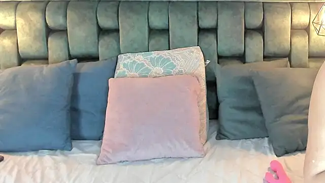 Snapshot of angelswets chatting on 01/18/25, 02:12 angelswets online show from 01/18/25, 02:12