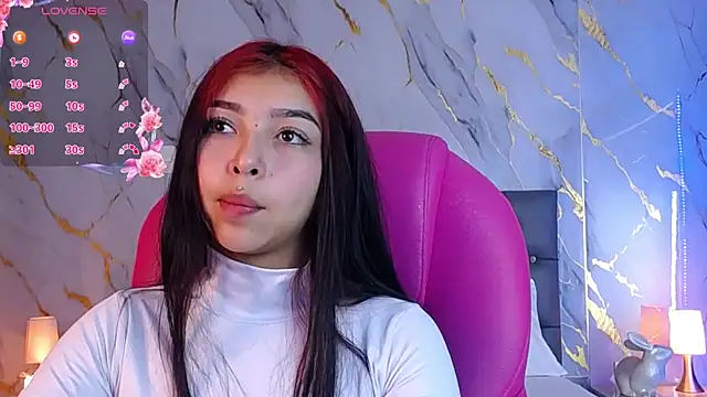 Snapshot of pettit_courtny chatting on 02/12/25, 07:24 pettit courtny online show from 02/12/25, 07:24