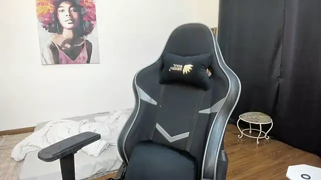 GoddessAnna online show from 12/29/24, 05:12