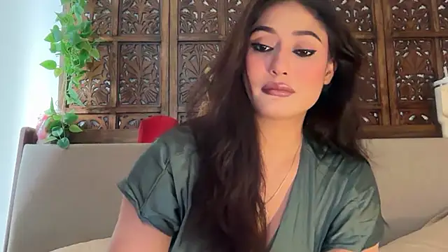Snapshot of GoddessAnna chatting on 05/05/26, 12:46 GoddessAnna online show from 05/05/26, 12:46