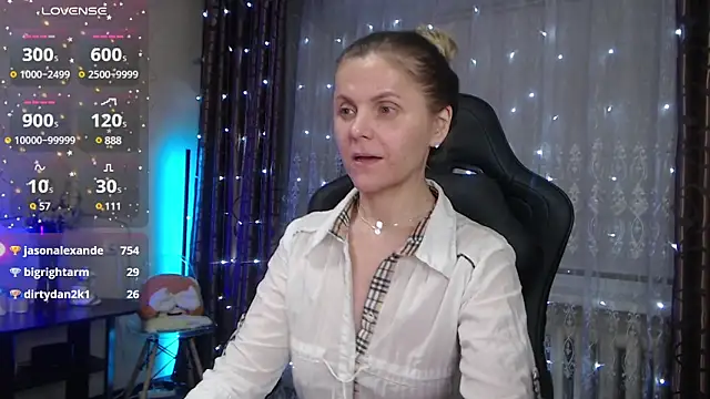 JessieOMays online show from 03/10/25, 01:23