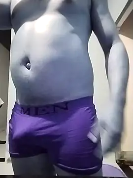 Snapshot of Ataujo_love chatting on 01/17/25, 03:12 Ataujo love online show from 01/17/25, 03:12