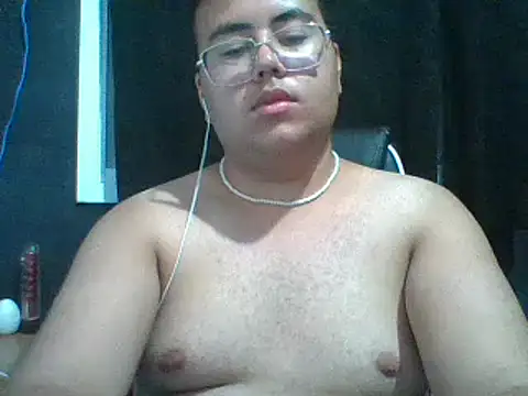Snapshot of BabyFade chatting on 02/18/25, 04:58 BabyFade online show from 02/18/25, 04:58