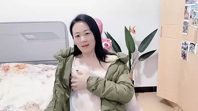 fanfan-FF online show from 03/15/25, 04:24