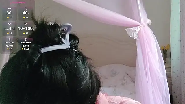 fanfan-FF online show from 10/01/25, 12:38