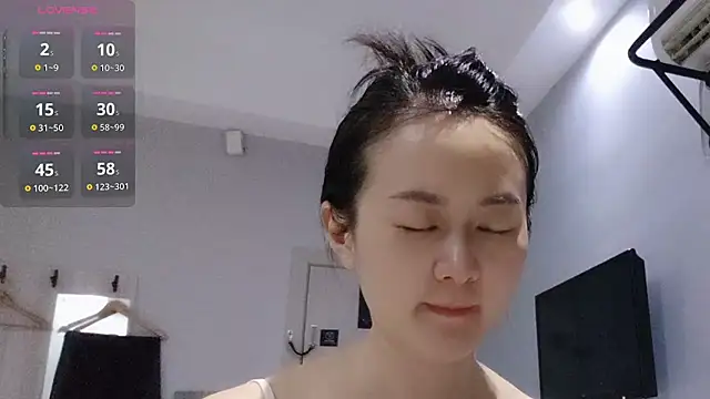 fanfan-FF online show from 10/15/25, 01:44