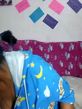 Snapshot of azulzulix chatting on 03/05/25, 04:34 azulzulix online show from 03/05/25, 04:34