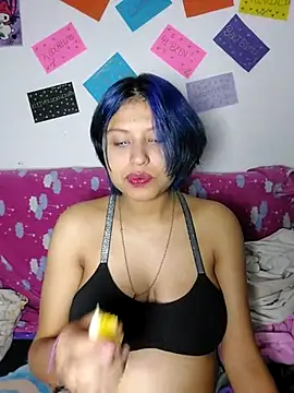 Snapshot of azulzulix chatting on 03/07/25, 06:13 azulzulix online show from 03/07/25, 06:13