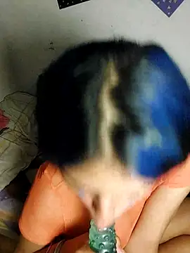 Snapshot of azulzulix chatting on 03/10/25, 08:04 azulzulix online show from 03/10/25, 08:04