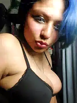 Snapshot of azulzulix chatting on 03/12/25, 02:20 azulzulix online show from 03/12/25, 02:20