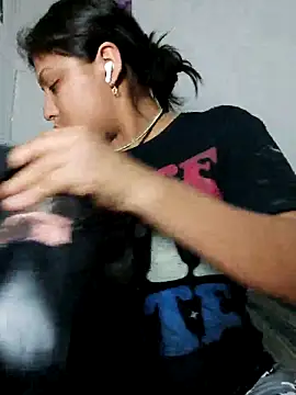 azulzulix online show from 04/12/26, 01:43