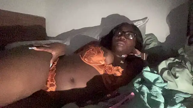 AveryJ99 online show from 02/11/25, 09:42