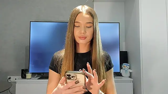 Snapshot of predatory_fury chatting on 02/07/25, 08:20 predatory fury online show from 02/07/25, 08:20