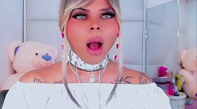 Snapshot of AdanKinng chatting on 01/29/25, 10:16 AdanKinng online show from 01/29/25, 10:16