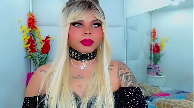 Snapshot of AdanKinng chatting on 02/25/25, 07:20 AdanKinng online show from 02/25/25, 07:20