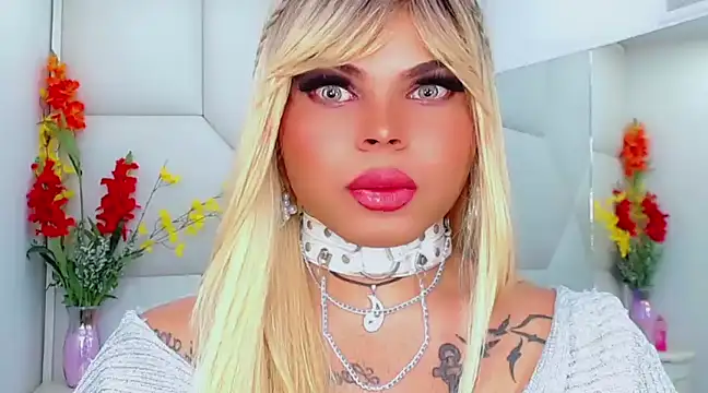 Snapshot of AdanKinng chatting on 03/13/25, 01:07 AdanKinng online show from 03/13/25, 01:07