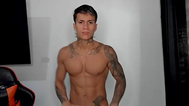 pettergrey1 online show from 10/20/25, 01:28