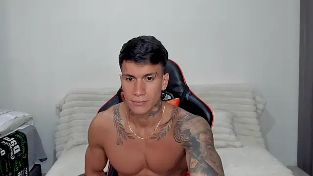 pettergrey1 online show from 01/13/26, 09:20