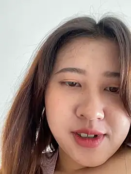 Snapshot of Liliya-77 chatting on 02/01/26, 07:29 Liliya-77 online show from 02/01/26, 07:29