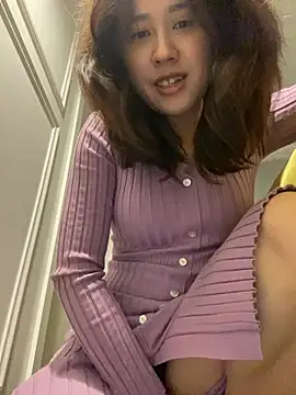 Snapshot of Liliya-77 chatting on 02/12/26, 05:24 Liliya-77 online show from 02/12/26, 05:24