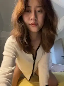 Snapshot of Liliya-77 chatting on 03/02/26, 03:20 Liliya-77 online show from 03/02/26, 03:20