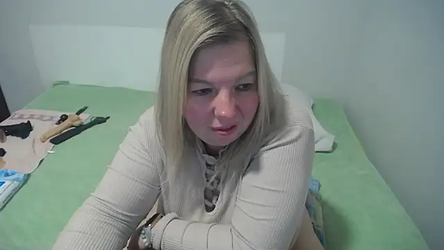 MARGARET gem online show from 03/01/25, 04:44