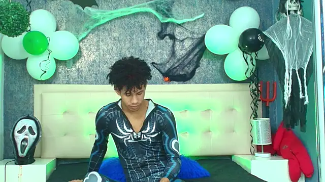 Erick Zhimerman online show from 10/30/25, 04:03