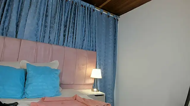 x milu online show from 03/06/25, 11:31