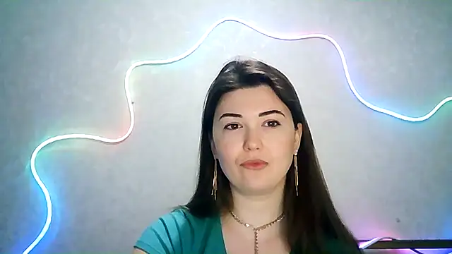 Snapshot of SeductiveTati chatting on 09/25/25, 02:26 SeductiveTati online show from 09/25/25, 02:26