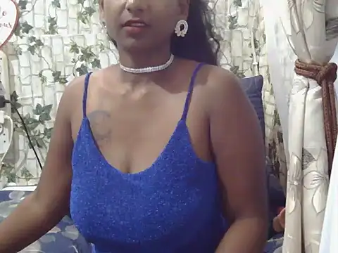 indiantina01 online show from 01/30/25, 08:42