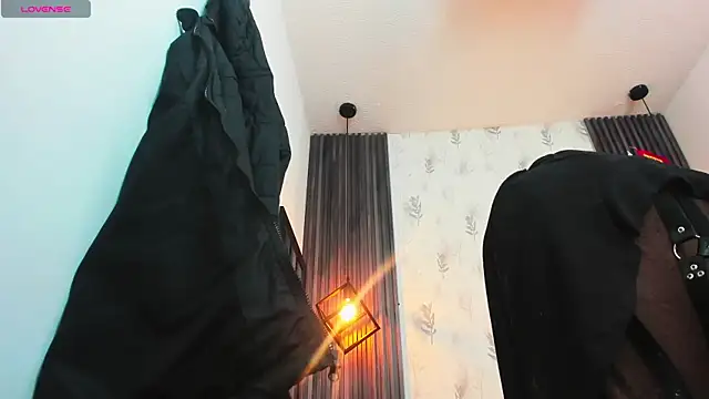 brigittemiller online show from 12/01/25, 04:23