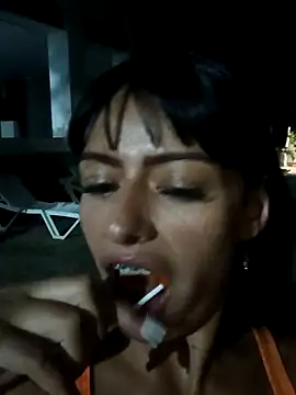 Snapshot of ZairaSofia1 chatting on 12/17/24, 02:12 ZairaSofia1 online show from 12/17/24, 02:12