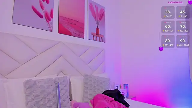 Snapshot of zoe_rivers chatting on 02/27/26, 06:30 zoe rivers online show from 02/27/26, 06:30