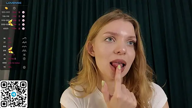 Snapshot of ElswythDecoursey chatting on 01/12/25, 05:11 ElswythDecoursey online show from 01/12/25, 05:11