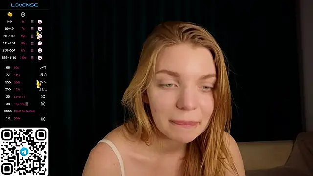 Snapshot of ElswythDecoursey chatting on 01/25/25, 12:06 ElswythDecoursey online show from 01/25/25, 12:06