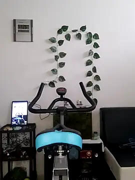 Snapshot of jesicardiente27 chatting on 11/03/25, 04:19 jesicardiente27 online show from 11/03/25, 04:19